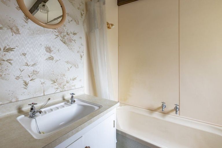 Photo of property in 37b Burnett Street, Oxford, 7430