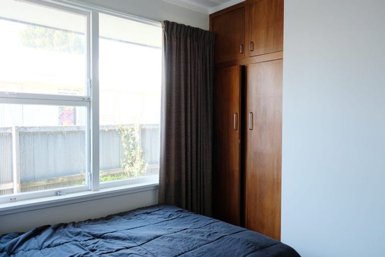 Photo of property in 2/94 Charles Street, Waltham, Christchurch, 8011