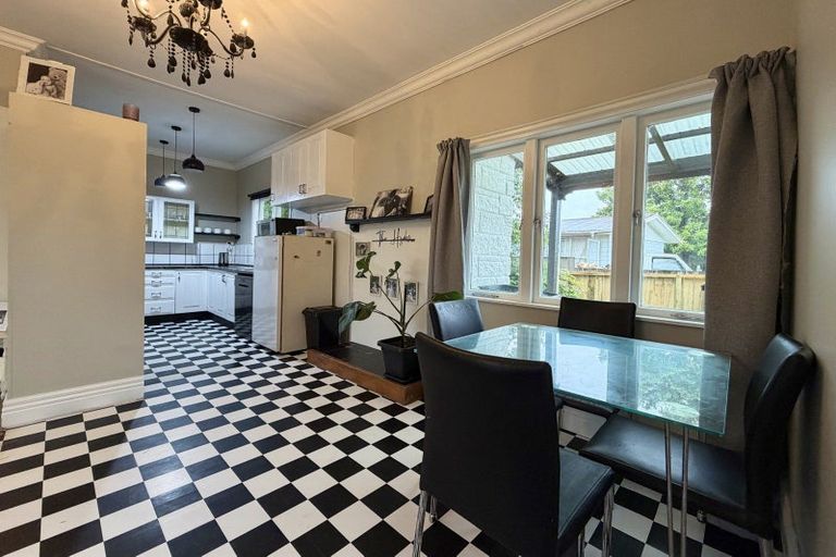 Photo of property in 6 Freyberg Place, Tokoroa, 3420