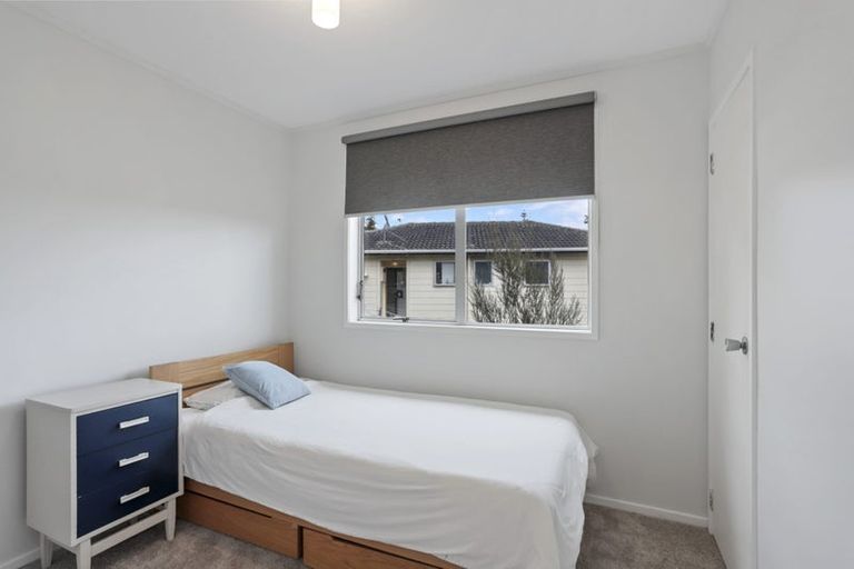 Photo of property in 35 Terra Nova Street, Glen Eden, Auckland, 0602