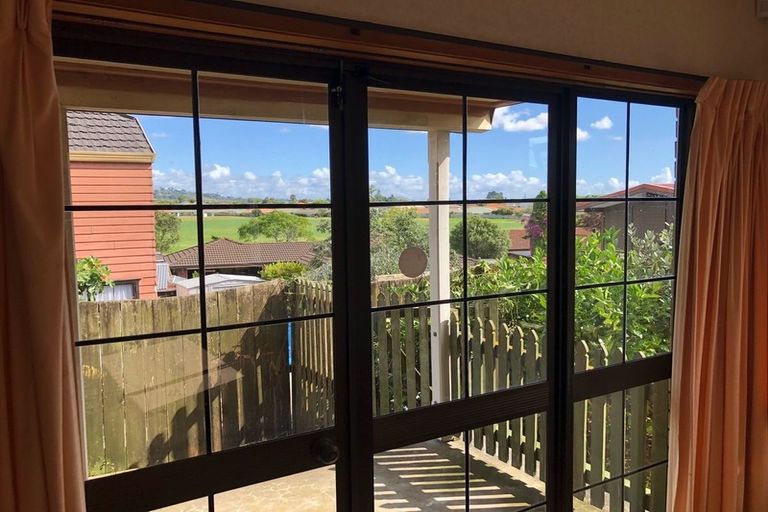 Photo of property in 2/13 Billabong Place, Botany Downs, Auckland, 2010