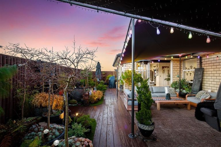 Photo of property in 11 Murfitt Street, Pegasus, 7612