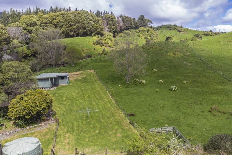 Photo of property in 232 Mangaone Road, Reikorangi, Waikanae, 5391