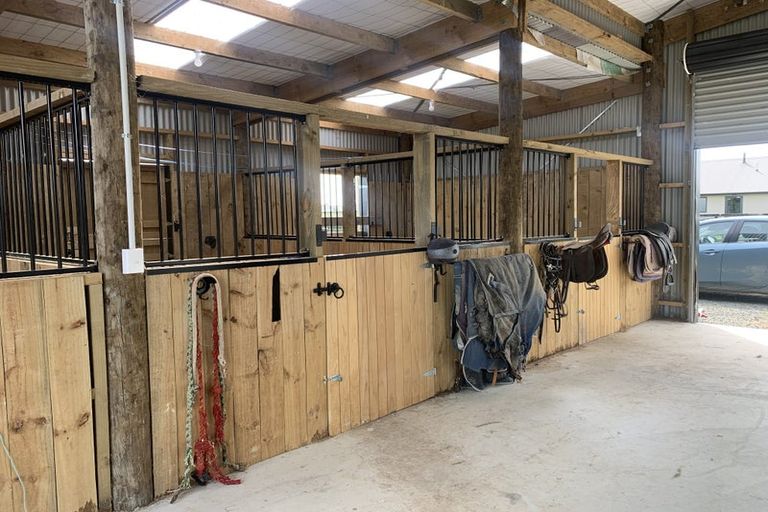 Photo of property in 34 Union Street, Winton, 9720