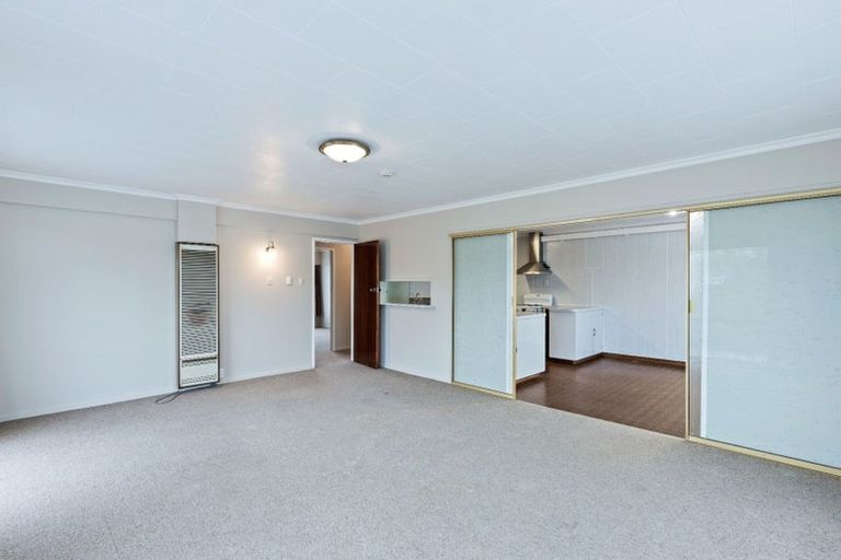 Photo of property in 61 Cracroft Street, Waitara, 4320