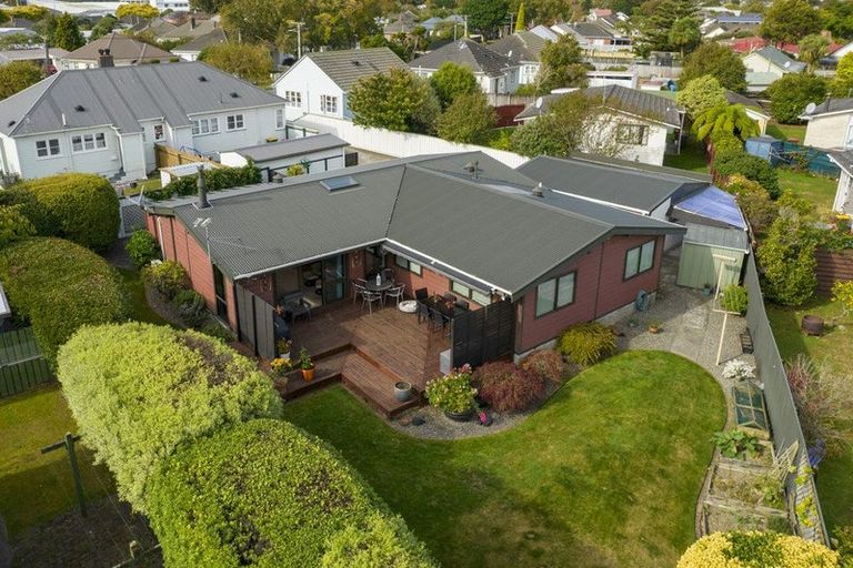 Photo of property in 6a Pilcher Crescent, Naenae, Lower Hutt, 5011