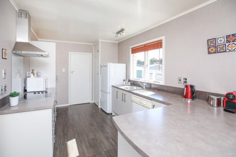 Photo of property in 45 Garden Heights Avenue, Glenview, Hamilton, 3206