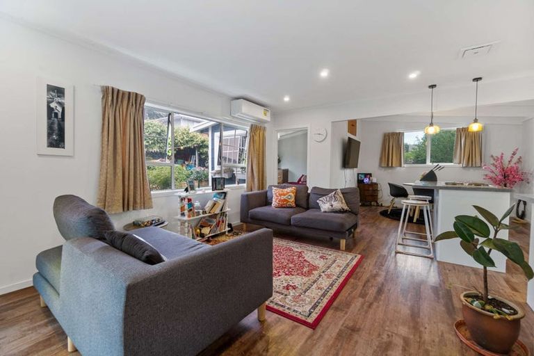 Photo of property in 19 Aorangi Road, Paraparaumu, 5032