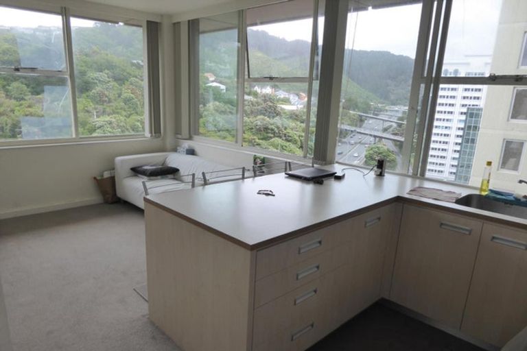 Photo of property in Terrace Tower Apartments, 9f/126 The Terrace, Wellington Central, Wellington, 6011