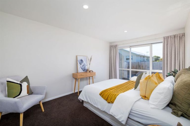 Photo of property in 2/7 Farnborough Street, Aranui, Christchurch, 8061