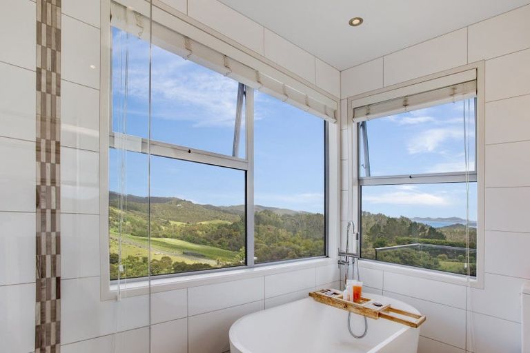 Photo of property in 34b Otamarua Road, Russell, 0272