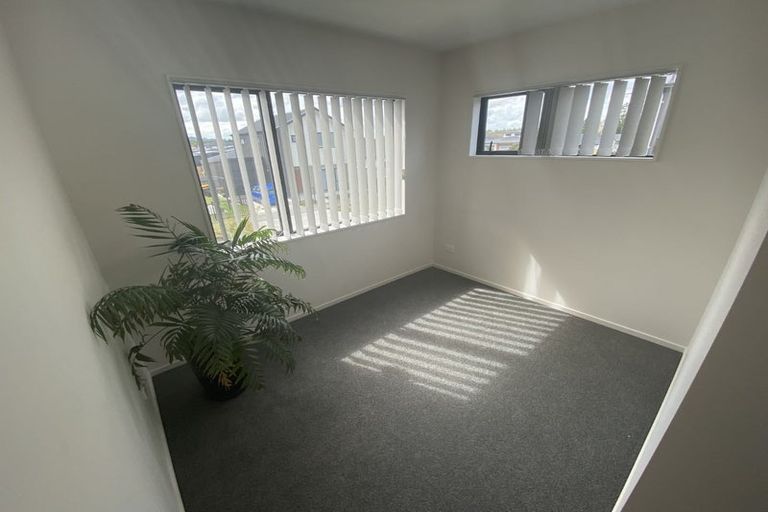 Photo of property in 50 Black Beech Street, Birchville, Upper Hutt, 5018