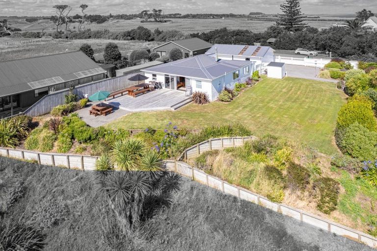 Photo of property in 111 Peat Avenue, Kai Iwi, Whanganui, 4574