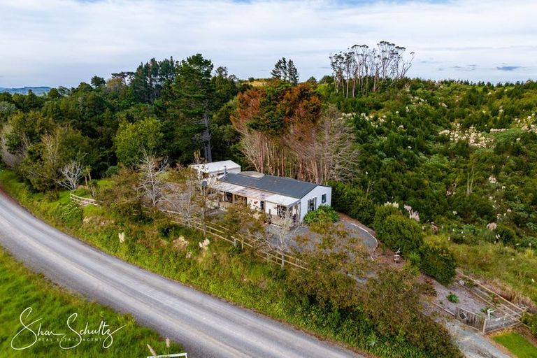 Photo of property in 800 Bickerstaffe Road, Maungaturoto, 0587