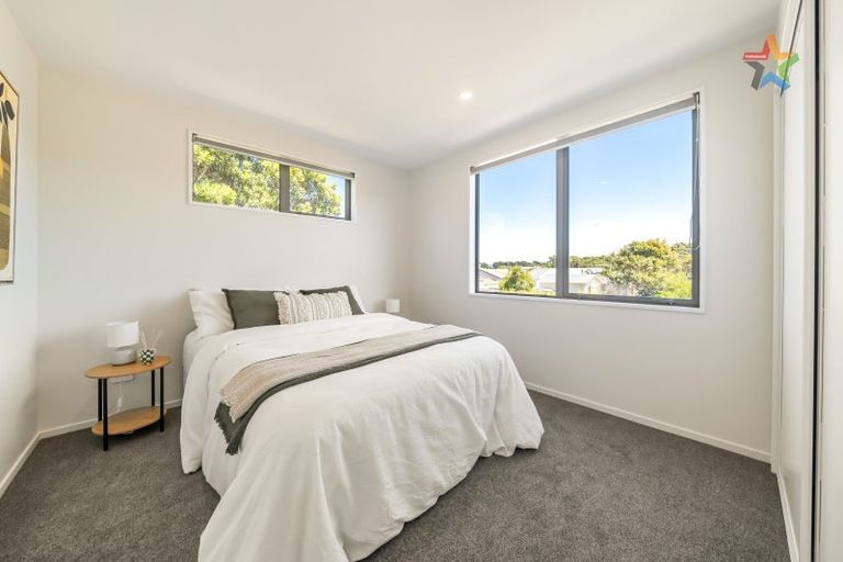 Photo of property in 14/15 Awamutu Grove, Waiwhetu, Lower Hutt, 5010