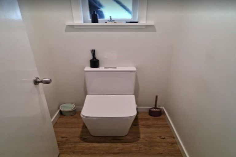 Photo of property in 1/64a Paparoa Street, Papanui, Christchurch, 8053