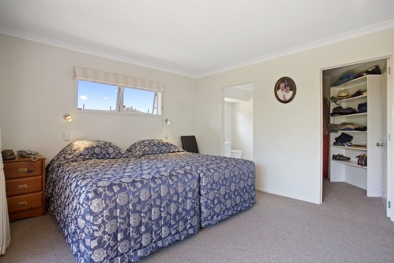 Photo of property in 17 Belmont Rise, Katikati, 3129