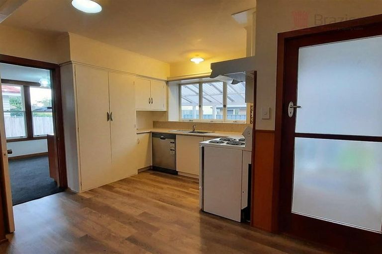 Photo of property in 40 Peer Street, Upper Riccarton, Christchurch, 8041