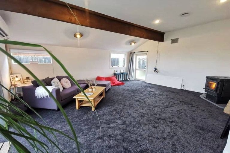 Photo of property in 179 Pacific Road, North New Brighton, Christchurch, 8083