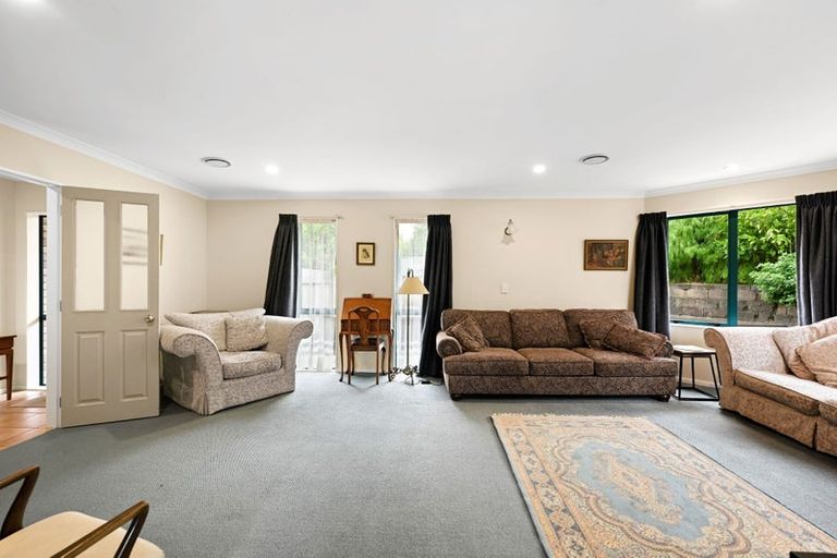 Photo of property in 74 Ayrshire Drive, Grandview Heights, Hamilton, 3200