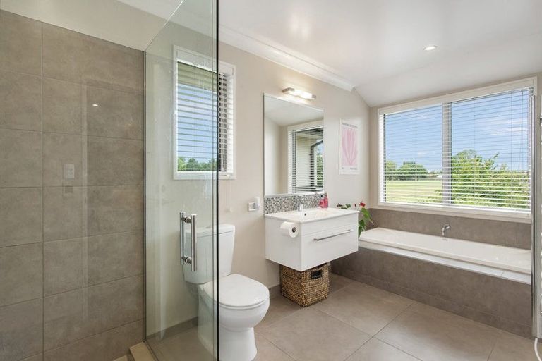 Photo of property in 16 Queenswood Gardens, Mairehau, Christchurch, 8052