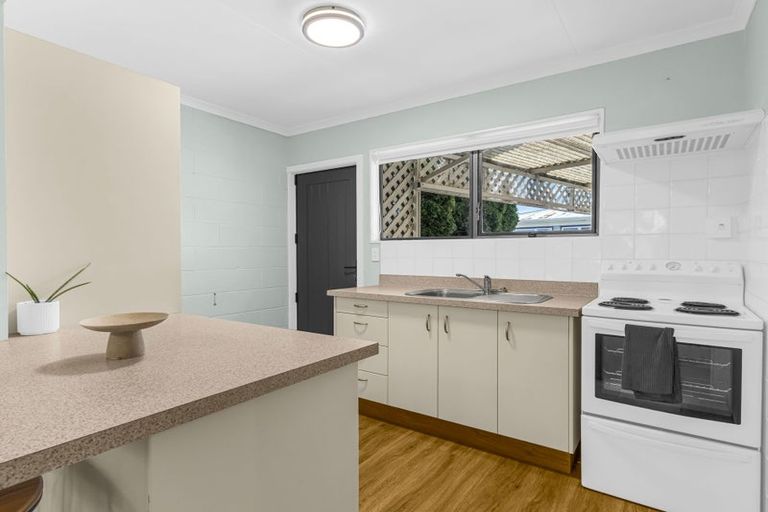 Photo of property in 2/36 Bristol Street, Tamatea, Napier, 4112