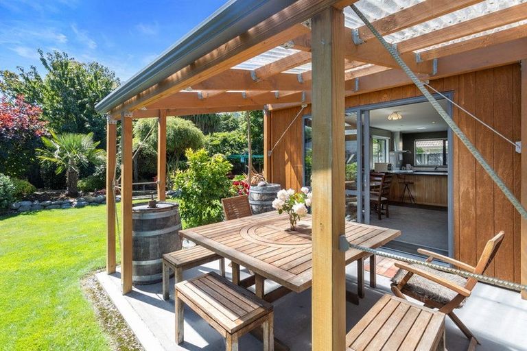 Photo of property in 14 Bunting Place, Woodend, 7610