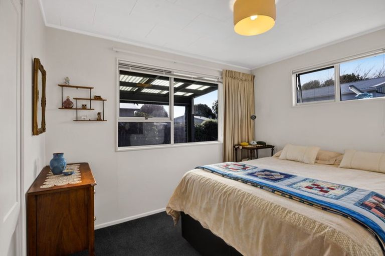 Photo of property in 11 Jade Place, Bell Block, New Plymouth, 4312