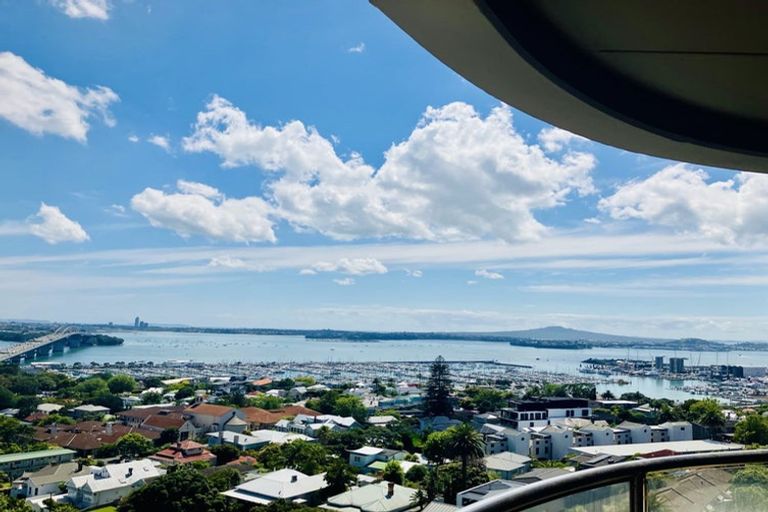 Photo of property in Shangri La Apartments, 10/97 Jervois Road, Herne Bay, Auckland, 1011