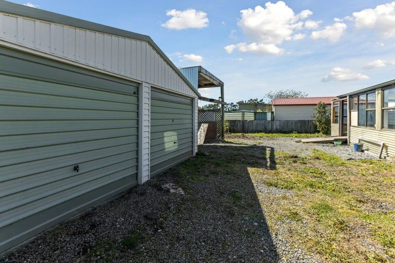Photo of property in 42 Princes Street, Waikari, 7420