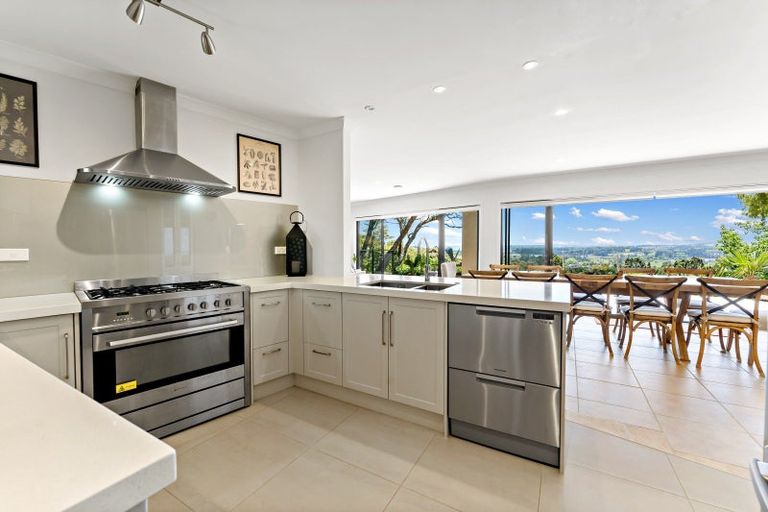 Photo of property in 586 Whitford Road, Whitford, Howick, 2571