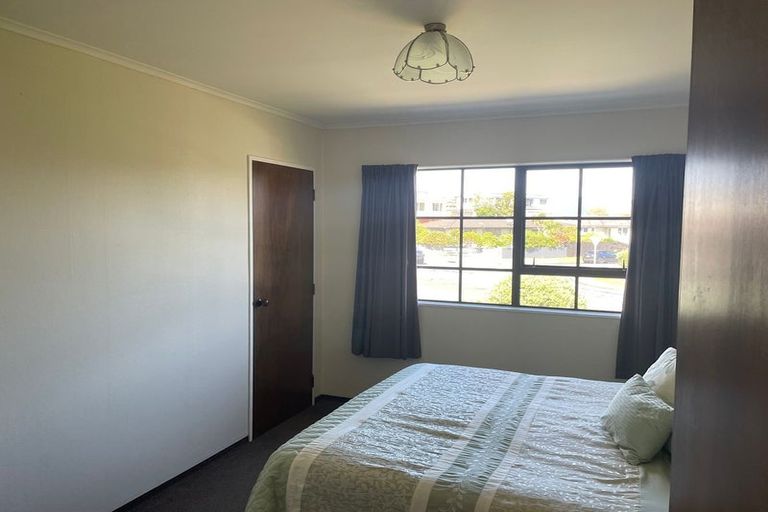 Photo of property in 1 Tudor Court, Paraparaumu Beach, Paraparaumu, 5032