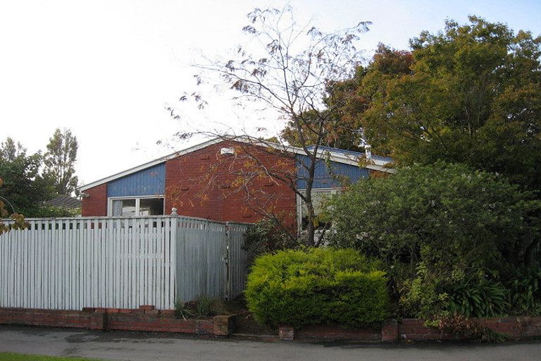 Photo of property in 7 Seagrave Place, Ilam, Christchurch, 8041