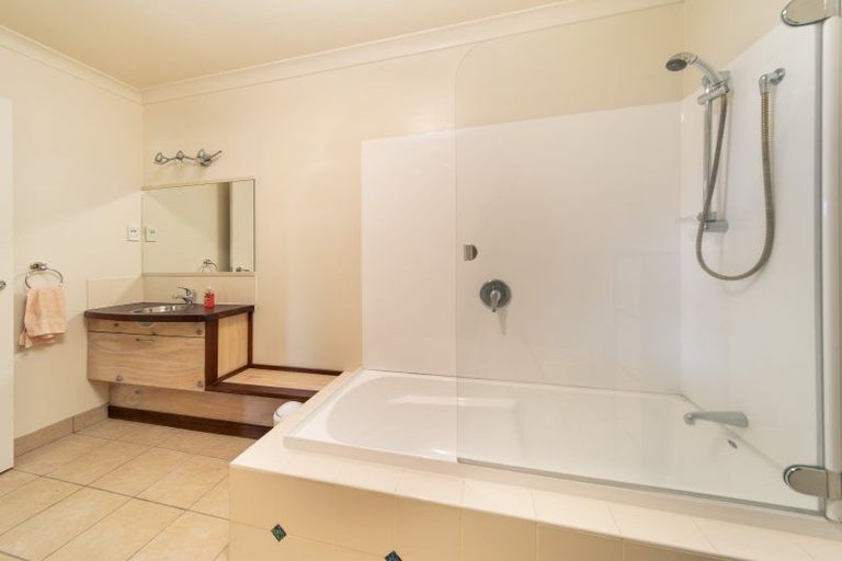 Photo of property in 99a Crawford Crescent, Te Kamo, Whangarei, 0112