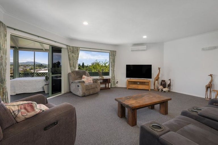 Photo of property in 16 Donegal Place, Katikati, 3129