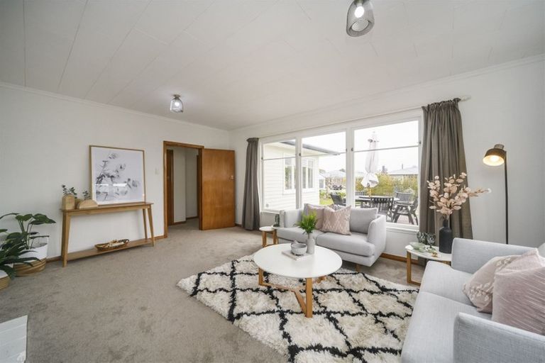 Photo of property in 12 Belvedere Crescent, Takaro, Palmerston North, 4412