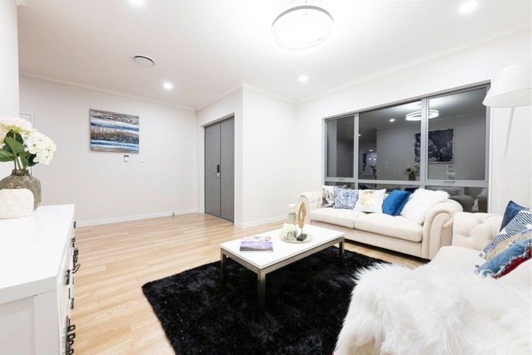 Photo of property in 7 Downpatrick Drive, Flat Bush, Auckland, 2019