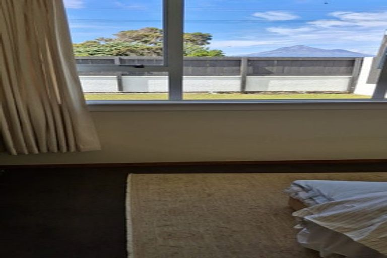 Photo of property in 62 Gisborne Terrace, Opunake, 4616