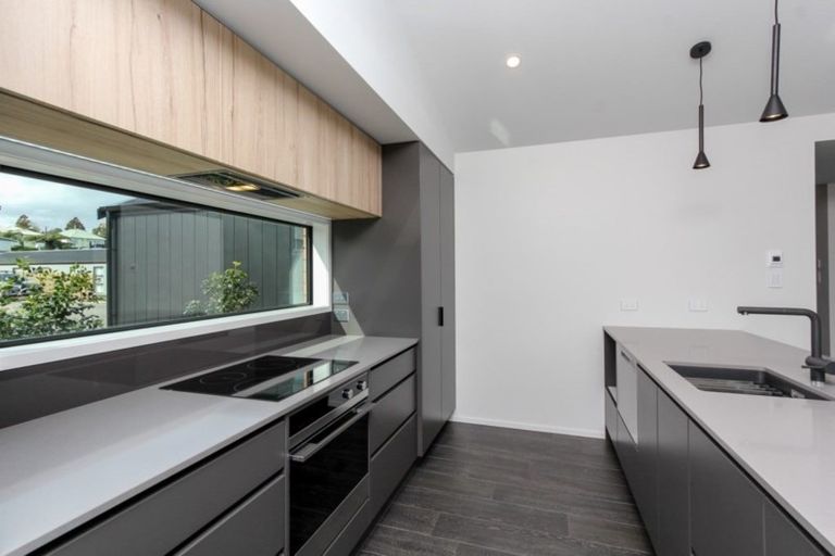 Photo of property in 11 Mackillop Way, Brooklands, New Plymouth, 4310