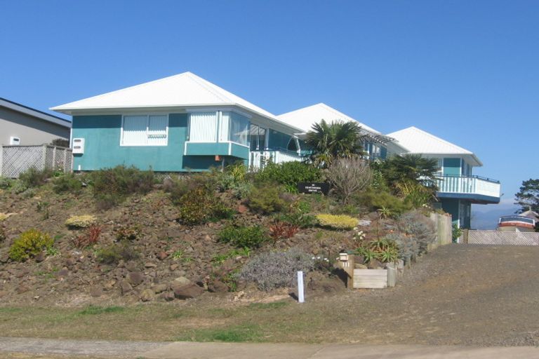 Photo of property in 111 Centennial Drive, Whitianga, 3510