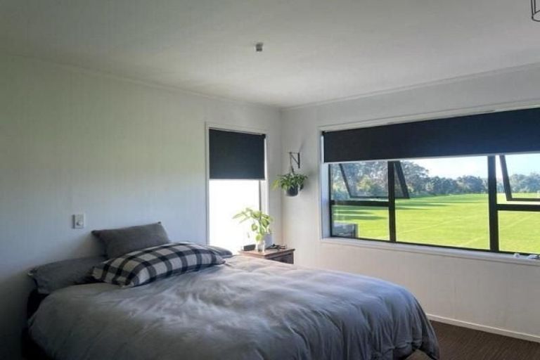 Photo of property in 33a Fitzroy Road, Fitzroy, New Plymouth, 4312