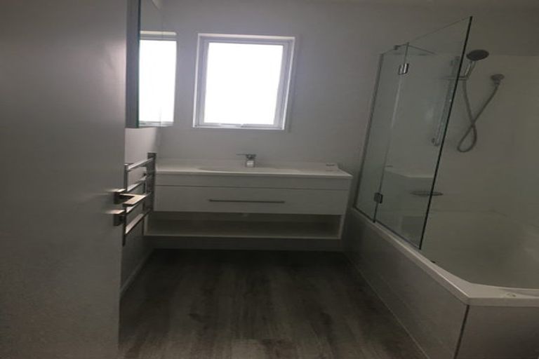 Photo of property in 1/96 Centaurus Road, Huntsbury, Christchurch, 8022