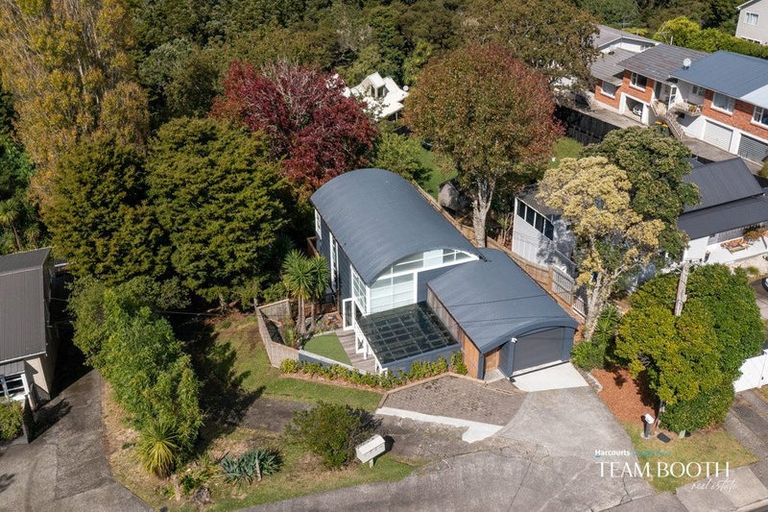 Photo of property in 2/22 Rangatira Road, Birkenhead, Auckland, 0626