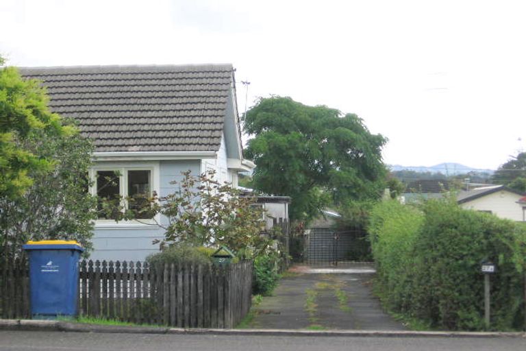 Photo of property in 25a Rosier Road, Glen Eden, Auckland, 0602