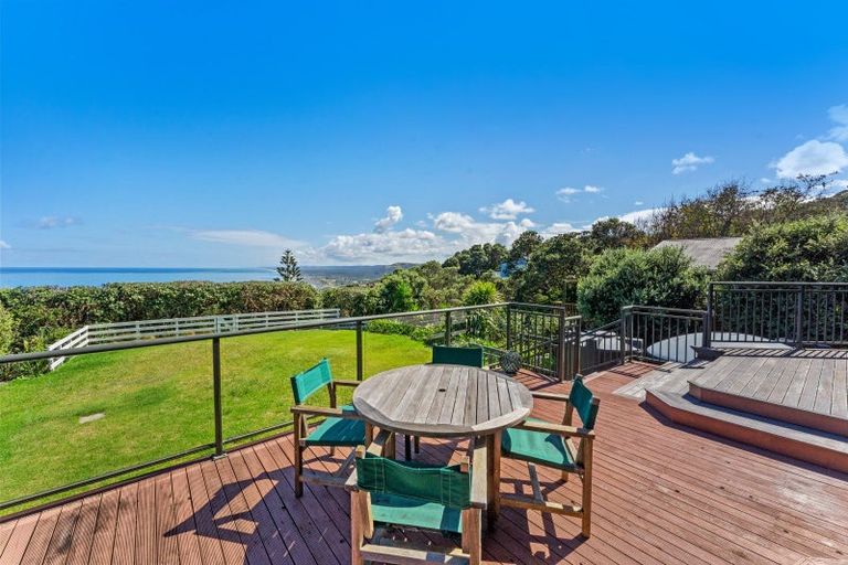 Photo of property in 73 Waitea Road, Muriwai, Waimauku, 0881