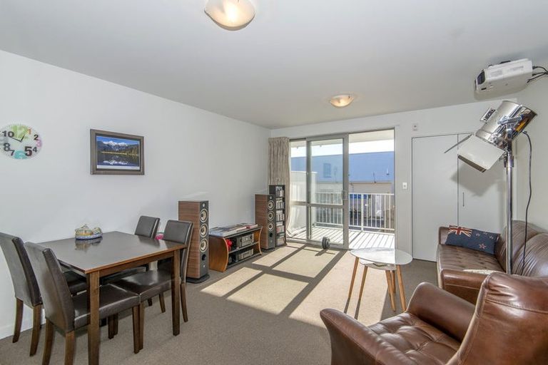 Photo of property in 11/20 Stanmore Road, Phillipstown, Christchurch, 8011