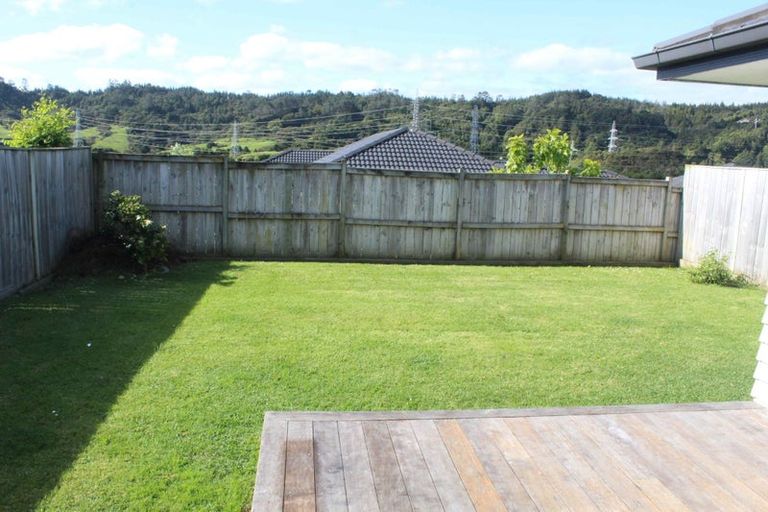 Photo of property in 23 Raymond Grace Avenue, Huapai, Kumeu, 0810