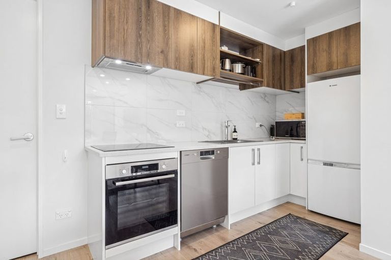 Photo of property in 4/5 Hemopo Street, Pukekohe, 2120