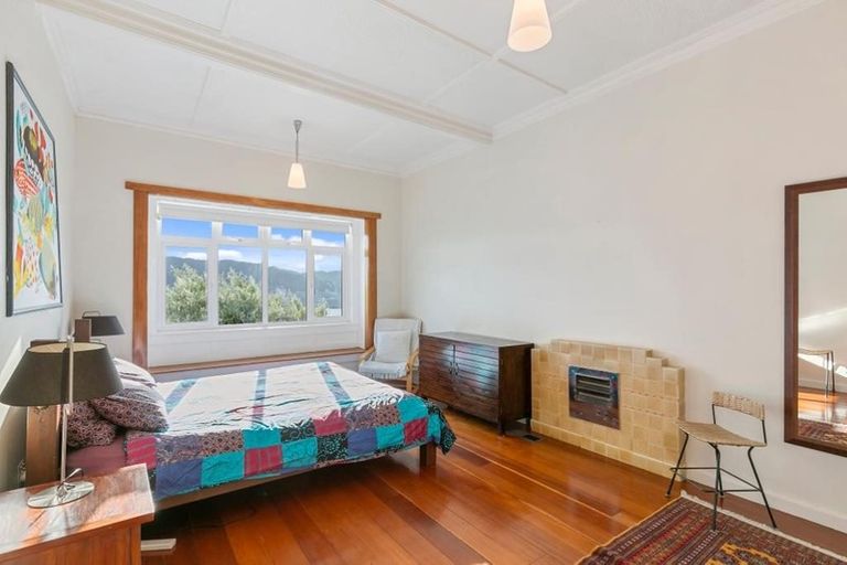 Photo of property in 11 Mcintyre Avenue, Mount Victoria, Wellington, 6011