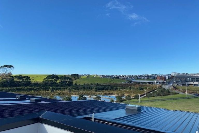 Photo of property in 2a Longshore Drive, Long Bay, Auckland, 0630